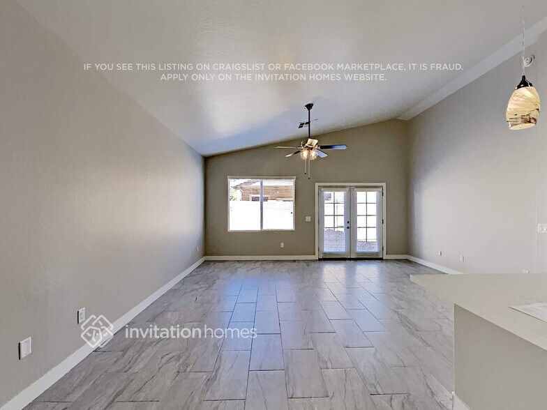 Building Photo - 2107 S Gordon