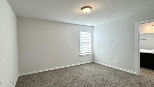 Building Photo - 1033 Candelilla St