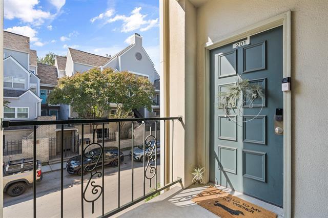 Building Photo - 3105 San Jacinto St