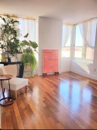 Building Photo - 88 Morgan St