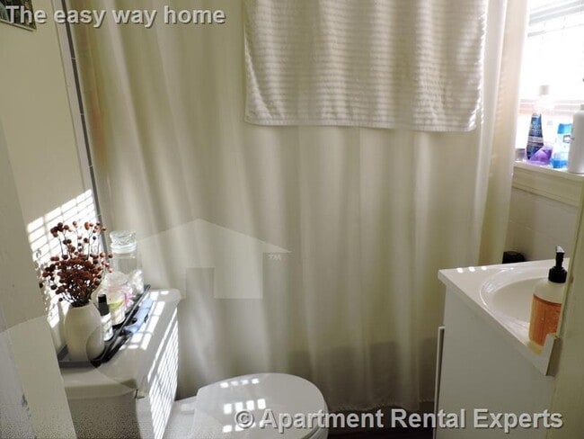 Building Photo - 44 JFK St