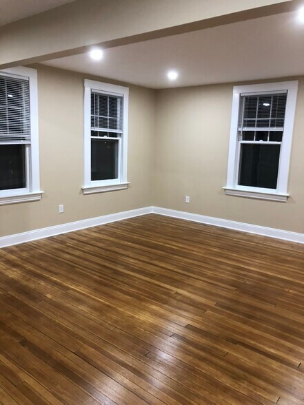 LR - Hardwood Floor - 16 Avenue E
