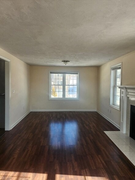 Building Photo - 24 Bittersweet Blvd