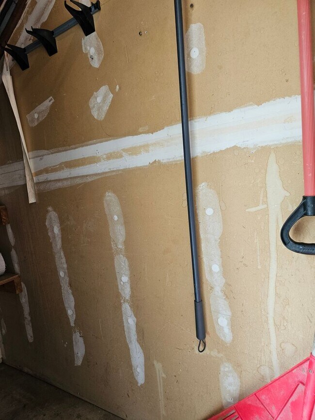 Building Photo - Adorable Loft Style One Bedroom Condo Steps from Buckley AFB