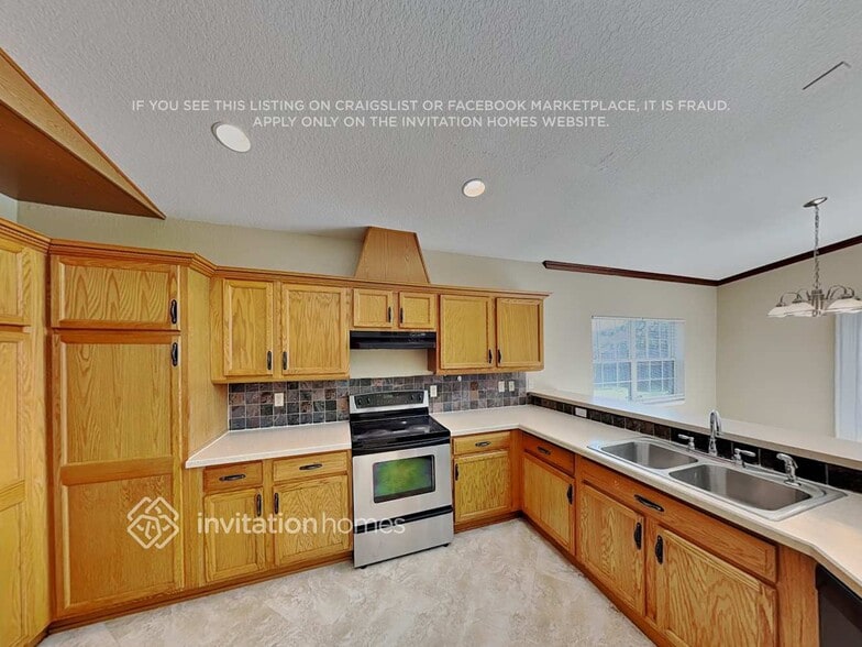 Building Photo - 674 Milan Dr