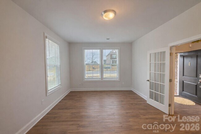 Building Photo - 1211 Ashe Mdw Dr