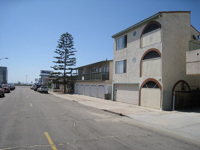 That's the Beach at end of Block - 65 10th St