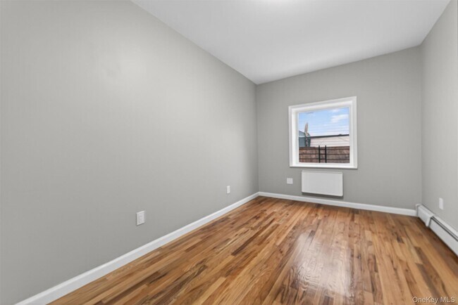 Building Photo - 315 E 163rd St