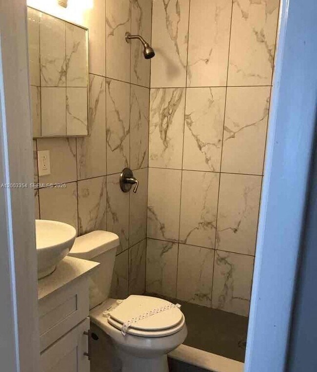 Building Photo - 4882 Pine Cone Ln