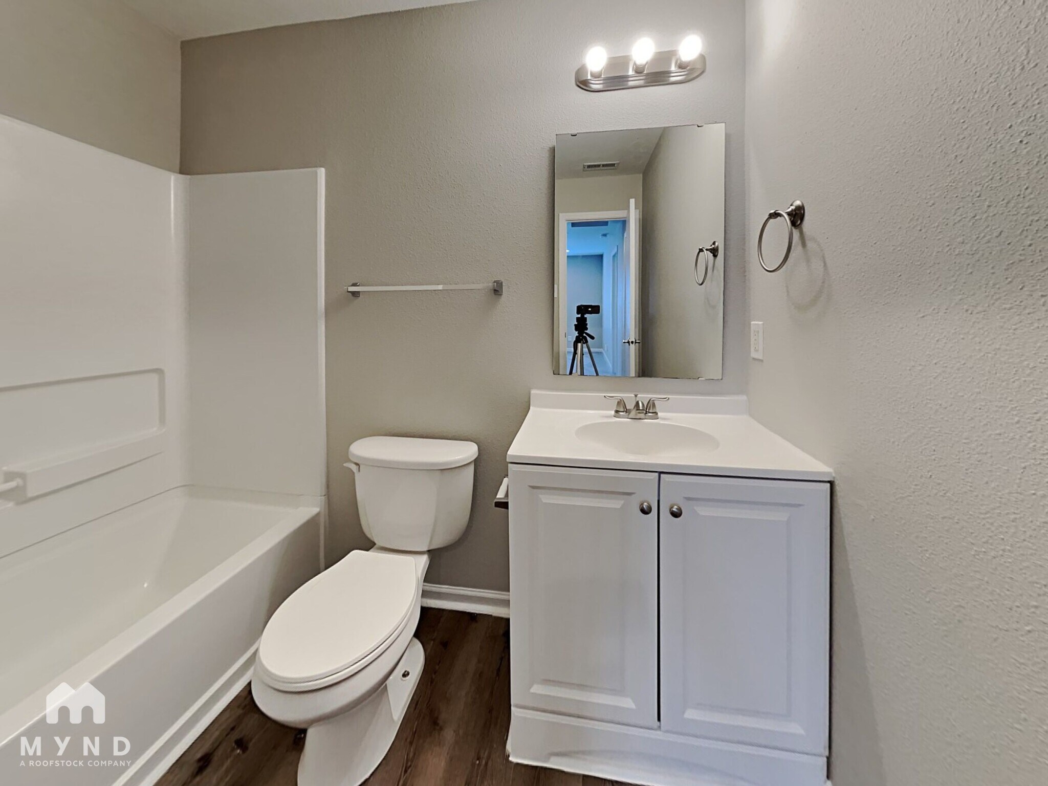 Building Photo - 6141 Salamander Run Ln