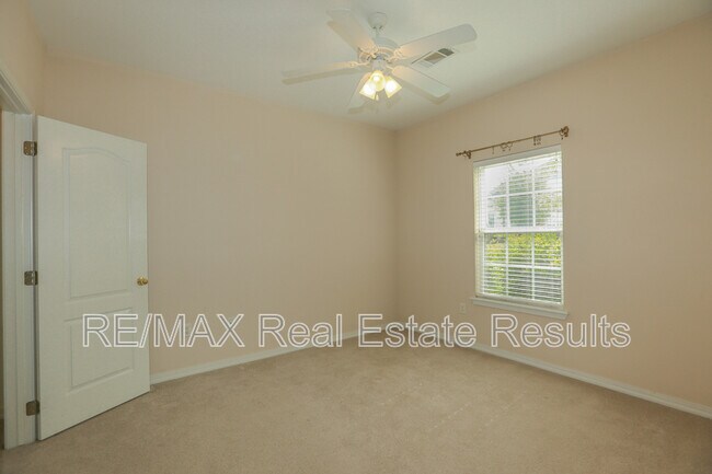 Building Photo - 6454 Norman Ave