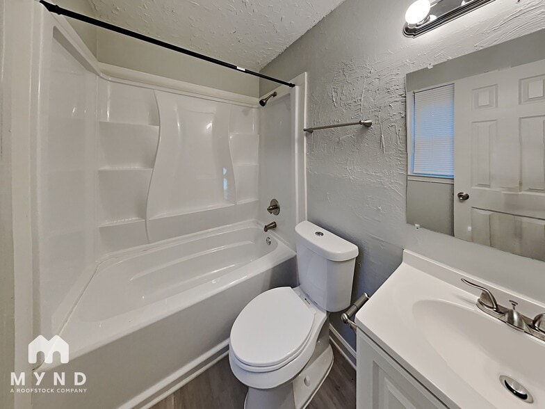 Building Photo - 82 Brenda Ln