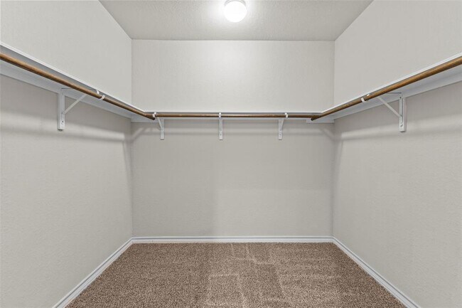 Building Photo - 11804 Saddle Rock Dr