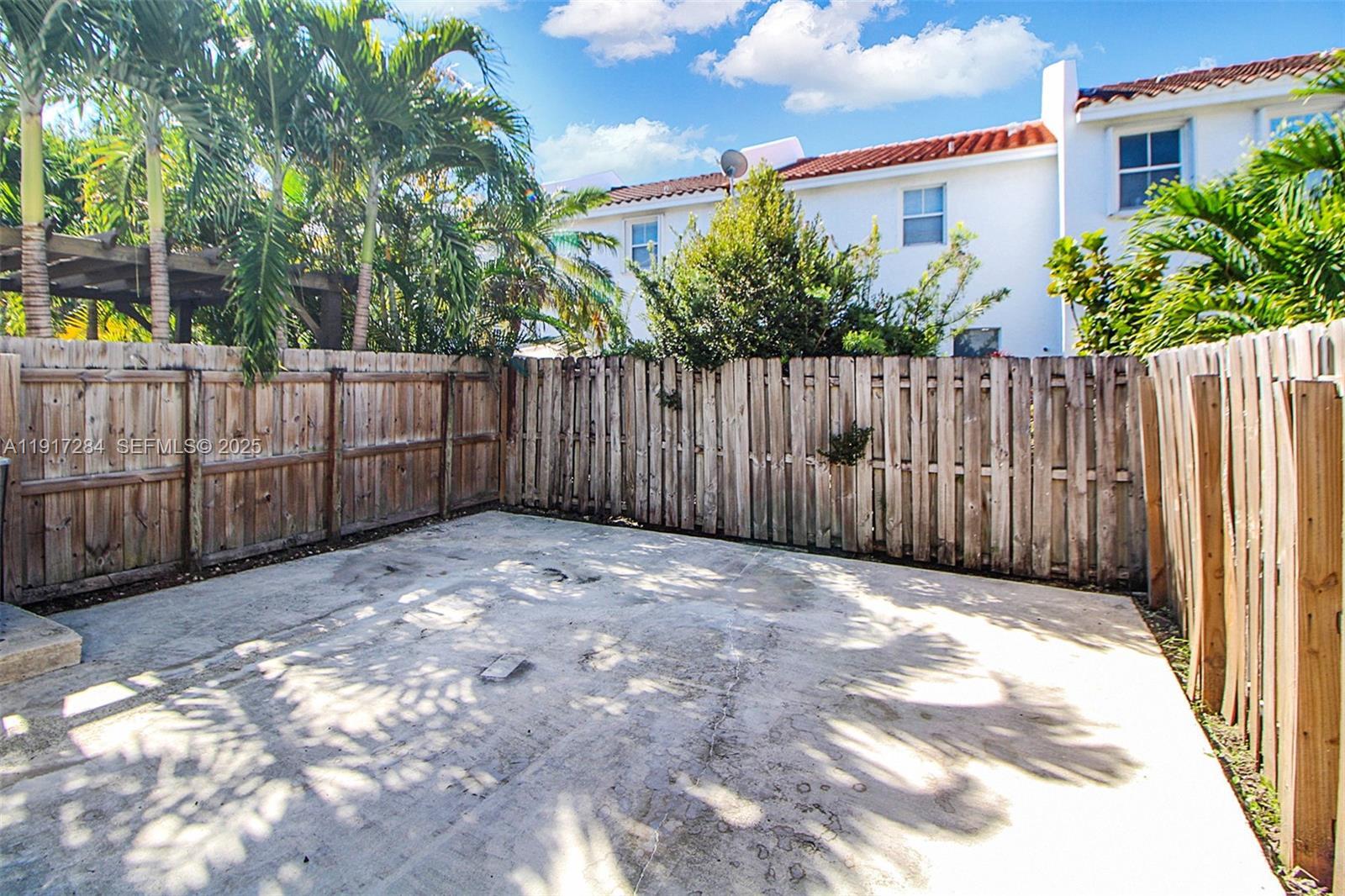 Building Photo - 4362 NW 114th Path