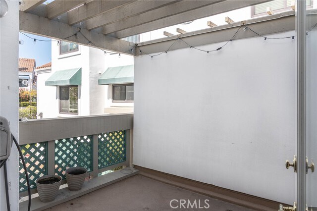Building Photo - 19412 Pompano Ln