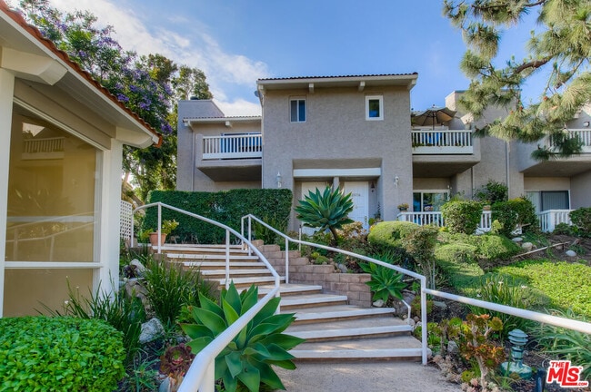 Building Photo - 28240 Rey De Copas Ln