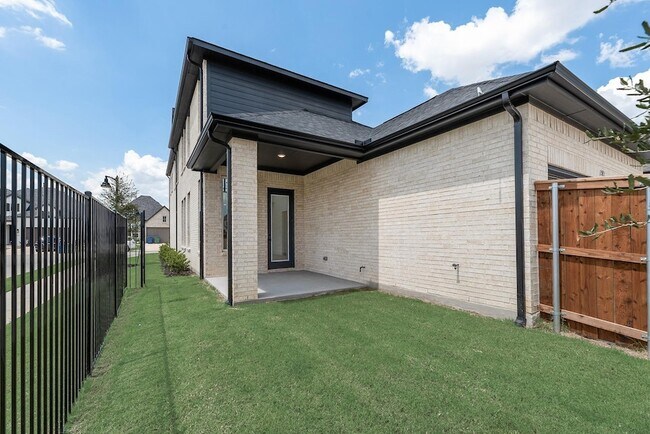 Building Photo - 1501 Pintail Pl