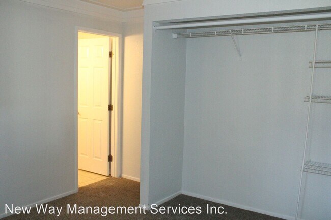 Building Photo - 2 br, 2 bath House - 1223 Lakeview Circle