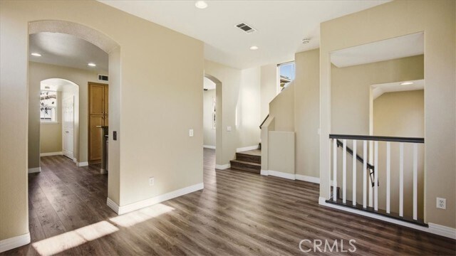 Building Photo - 8 Madagascar