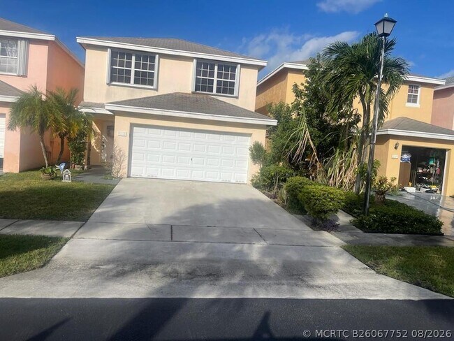 Building Photo - 4151 Eastridge Cir