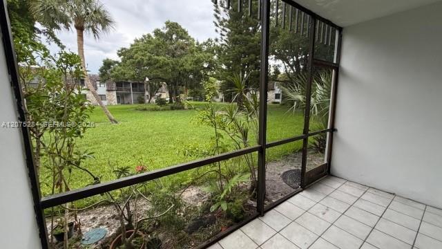 Building Photo - 3101 Oakland Shores Dr