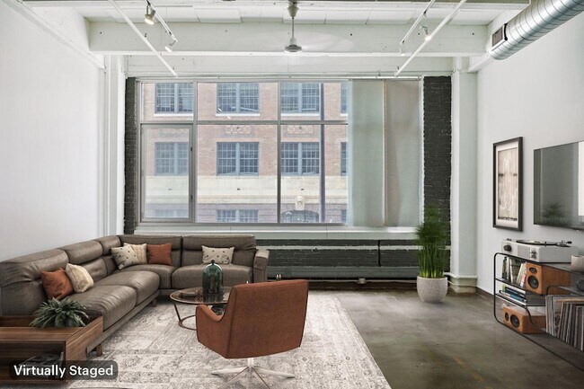 Building Photo - 700 N Washington Ave