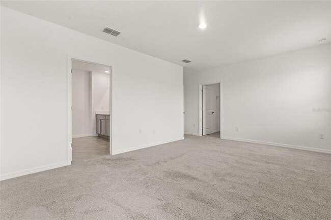 Building Photo - 33301 Darley Dl Trl