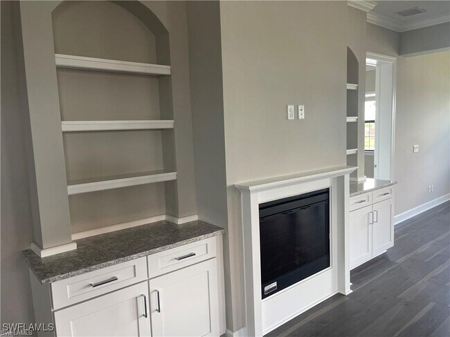 Building Photo - 15249 Zeno Wy