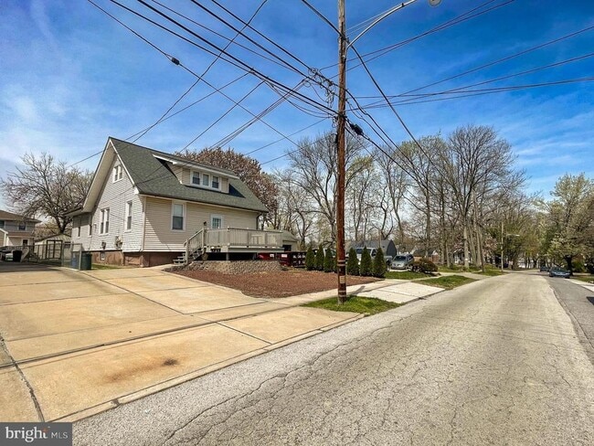 Primary Photo - 109 Printz Ave