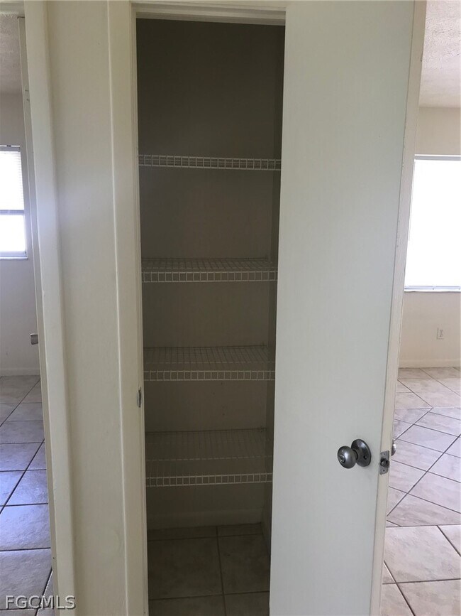 Building Photo - 604 Hancock Bridge Pkwy