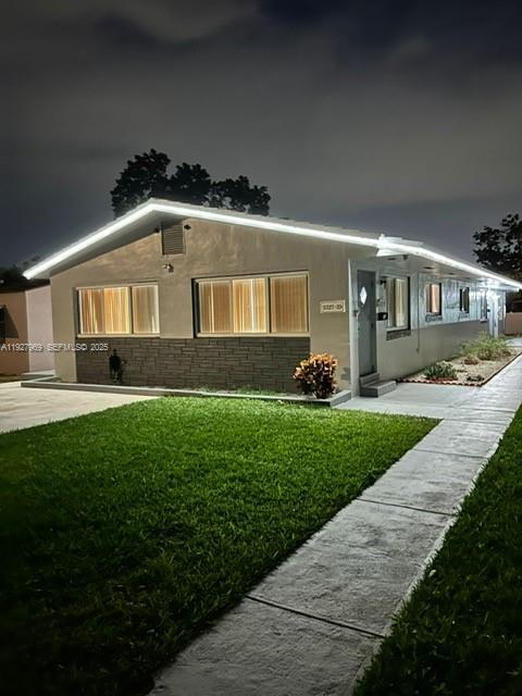 Building Photo - 2325 Taft St