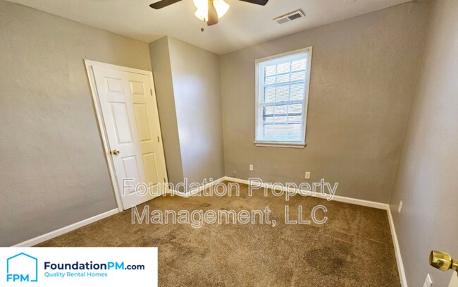Building Photo - 442 Jacklyn Ave