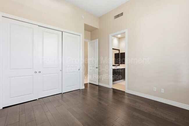 Building Photo - 11047 E Mirasol Cir