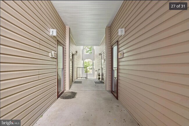 Building Photo - 1324 West Chester Pike