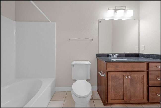 Building Photo - 1155 Ford Rd