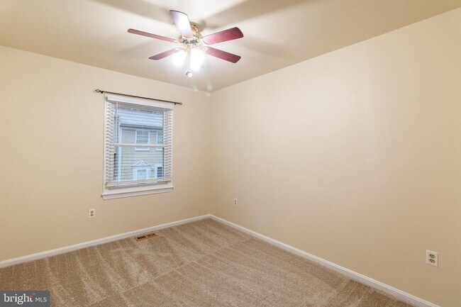 Building Photo - 3935 Wintergreen Pl