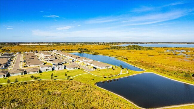 Building Photo - 5920 Catamaran Ave