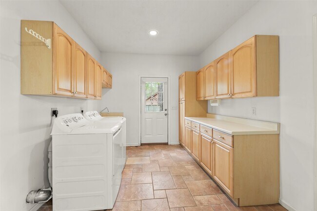 Building Photo - 38 Tall Sky Pl