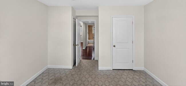 Building Photo - 5405 9th St NW