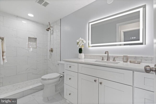 Building Photo - 8370 Greensboro Dr