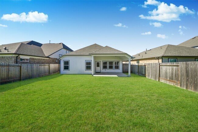 Building Photo - 11834 Maple Oak Dr