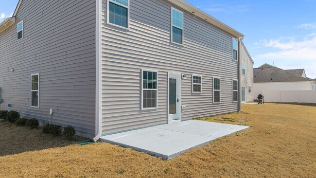Building Photo - 4500 Sandstone Dr