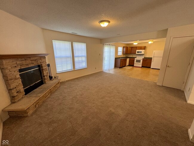 Building Photo - 2274 Bridlewood Dr