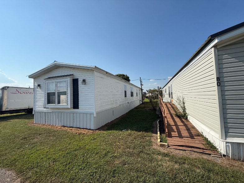 Building Photo - 3419 US-65