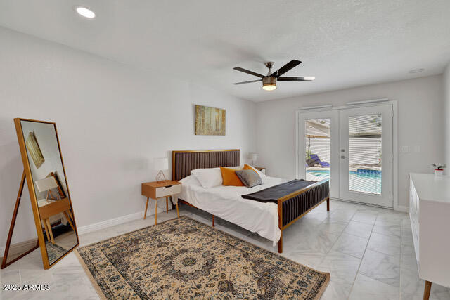 Building Photo - 6216 E Greenway Ln