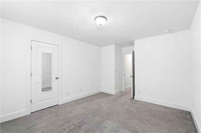 Building Photo - 6456 Scudders Dr