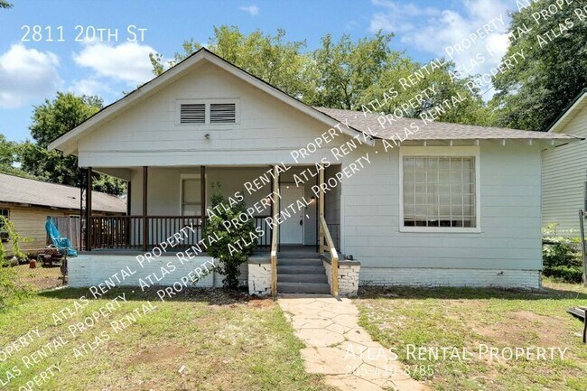 Primary Photo - 2811 20th St
