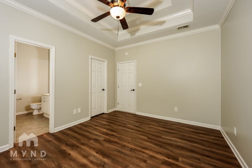 Building Photo - 325 Shelby Forest Dr