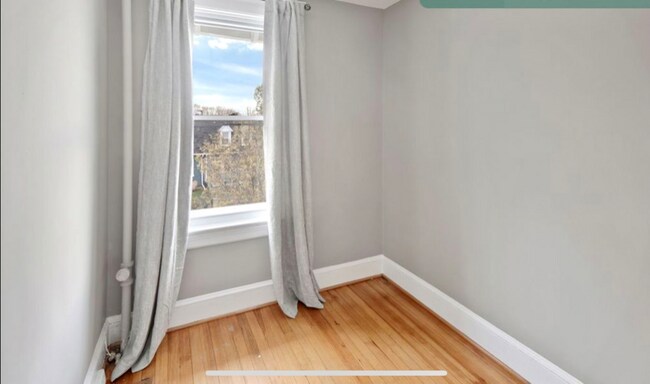 Building Photo - 1401 Trinidad Ave NE