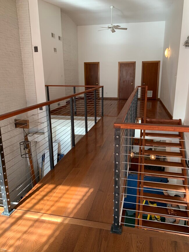 Building Photo - 111 Church St